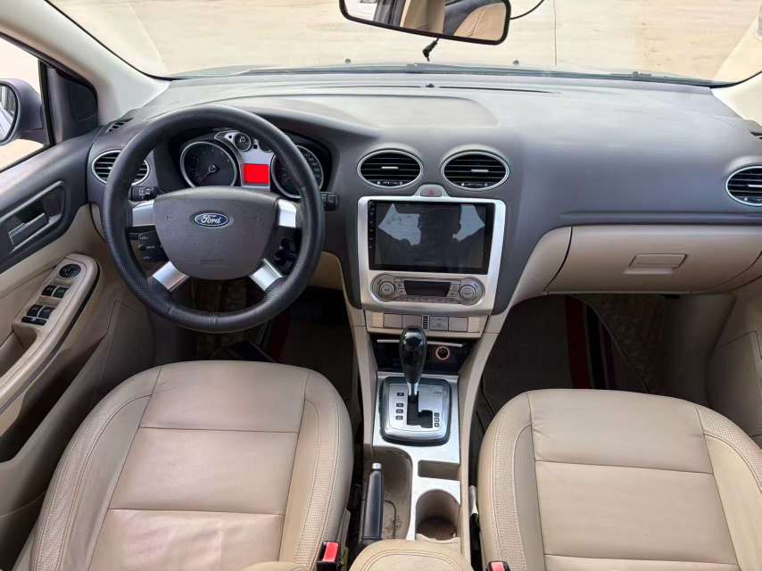 Ford Focus 5
