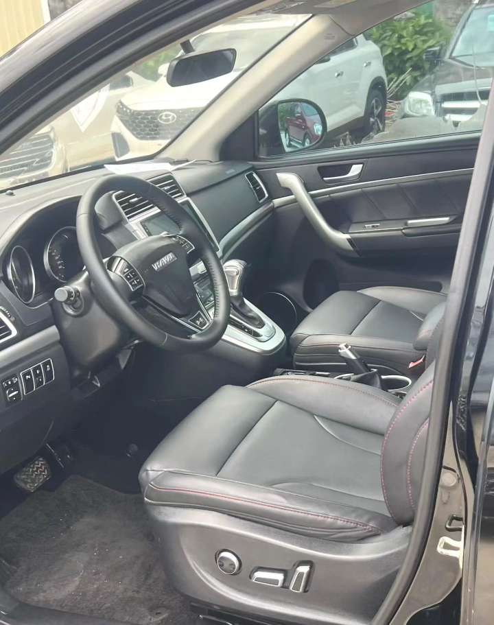 Great Wall Haval H6 1.5T Automatic Sunroof Keyless Start Dual Power Seats 4