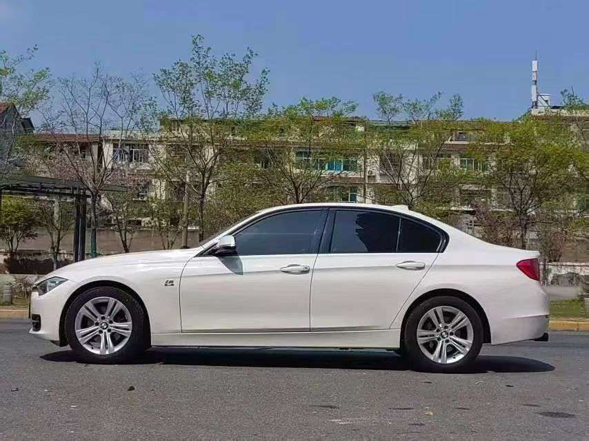 BMW 3 Series 320i M Sport Package 2.0T 3