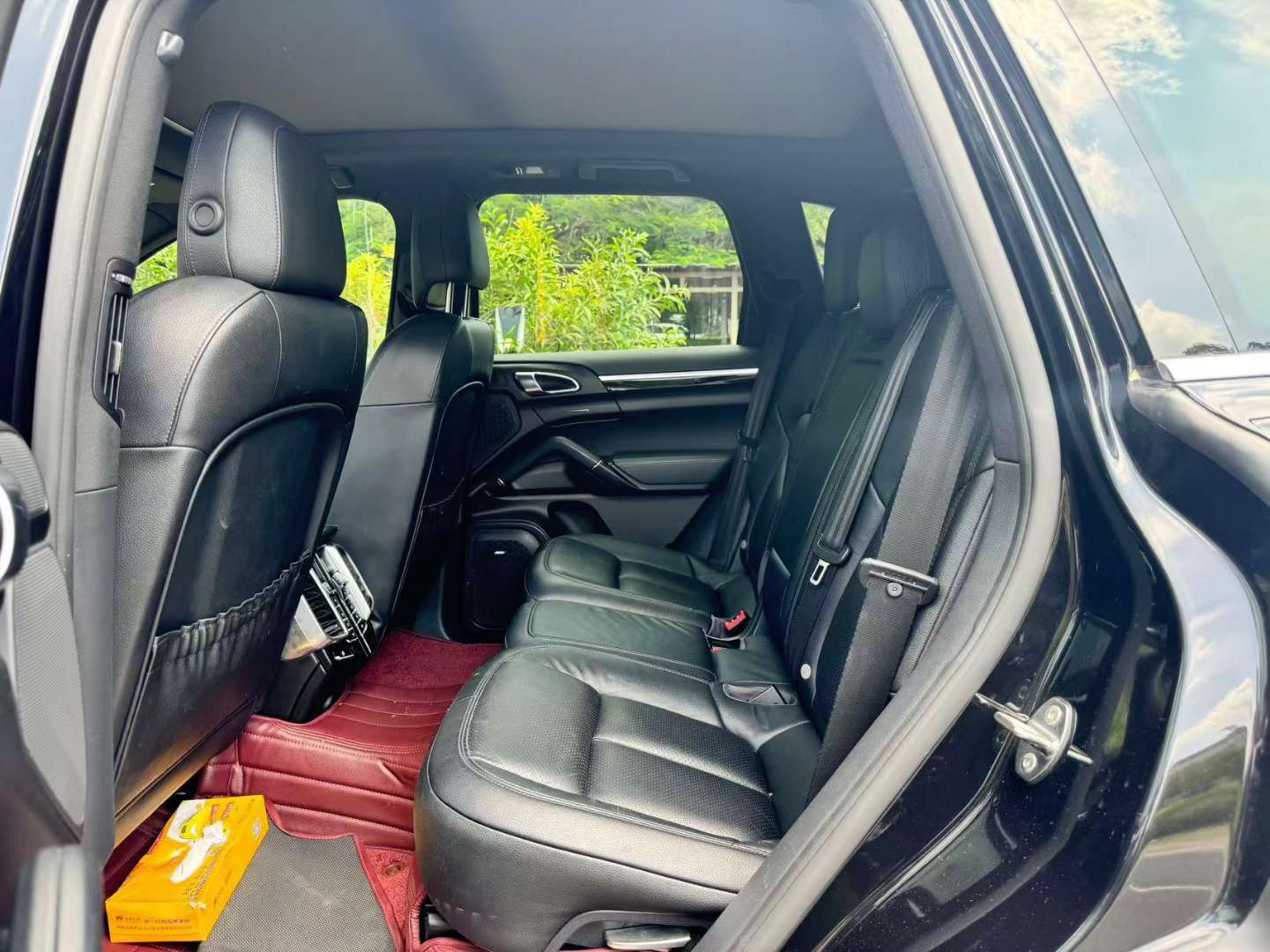 Porsche Cayenne 3.0T Optional Bose Sound System, Compass, Height Adjustment 8
