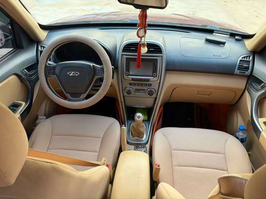Chery Tiggo 3 8