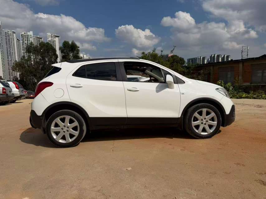 Buick Encore 5