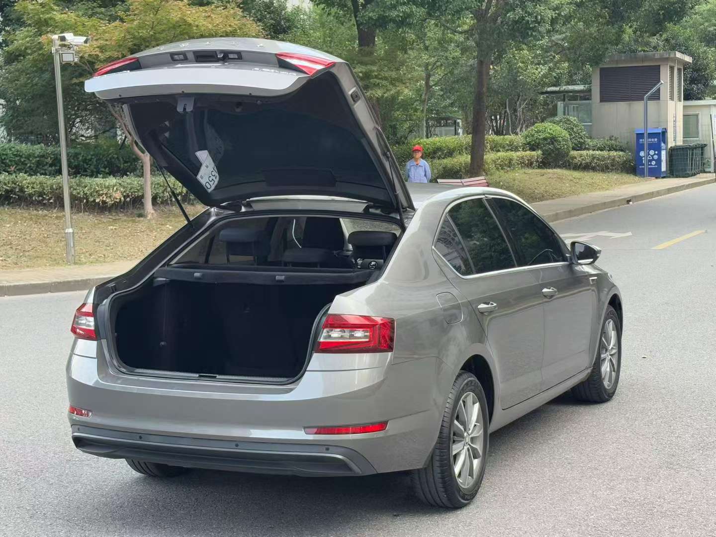 Skoda Octavia 2020 1.5L Automatic 9