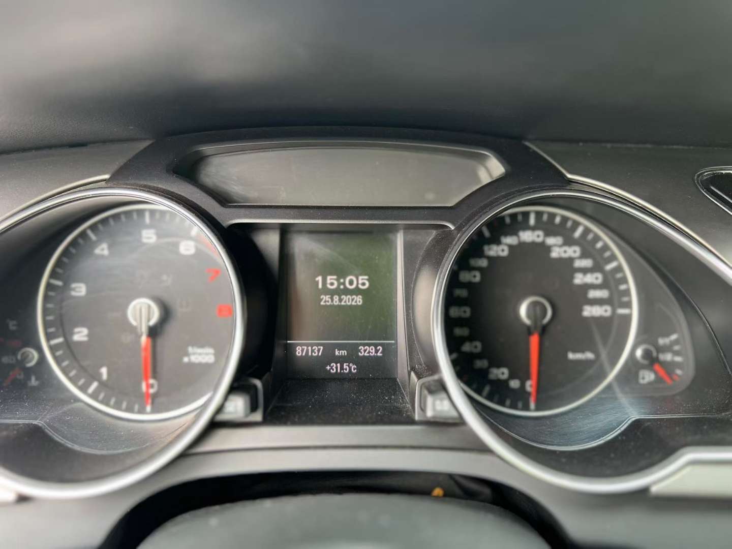 Audi A5 2013 A5 (Imported) Cabriolet 2.0TFSI 40TFSI Quattro 5
