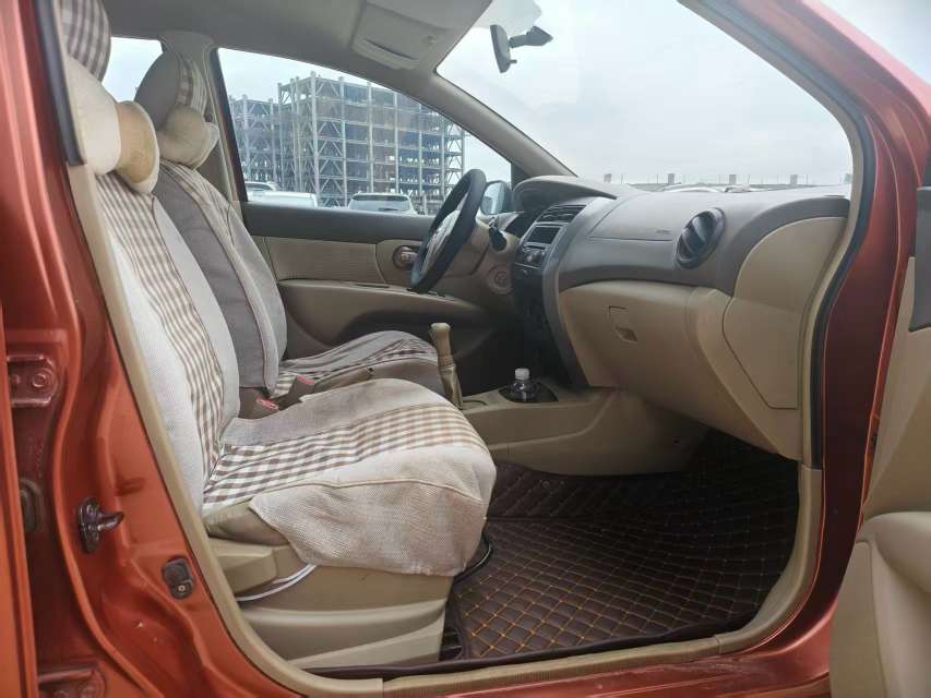 Nissan Livina Manual 1.6 5