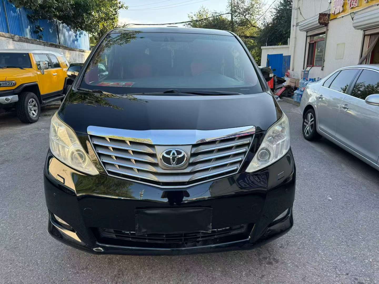 Toyota Alphard 2.4L Luxury