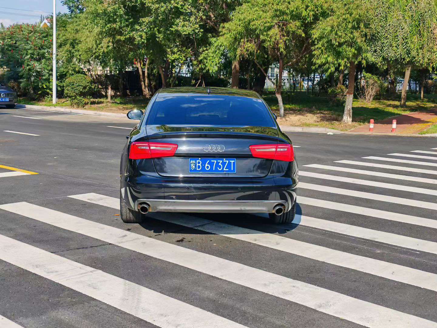 Audi A6L 8