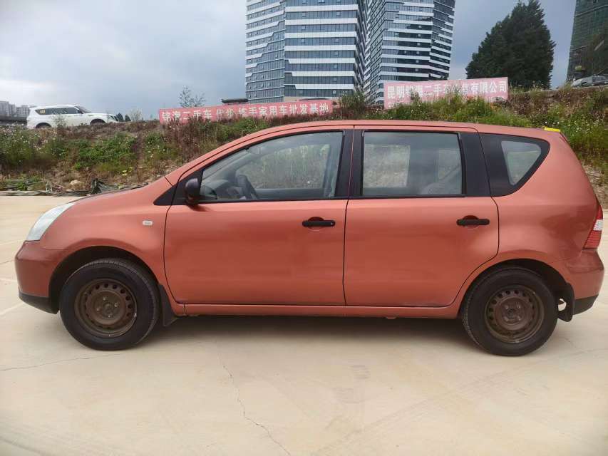 Nissan Livina Manual 1.6 3