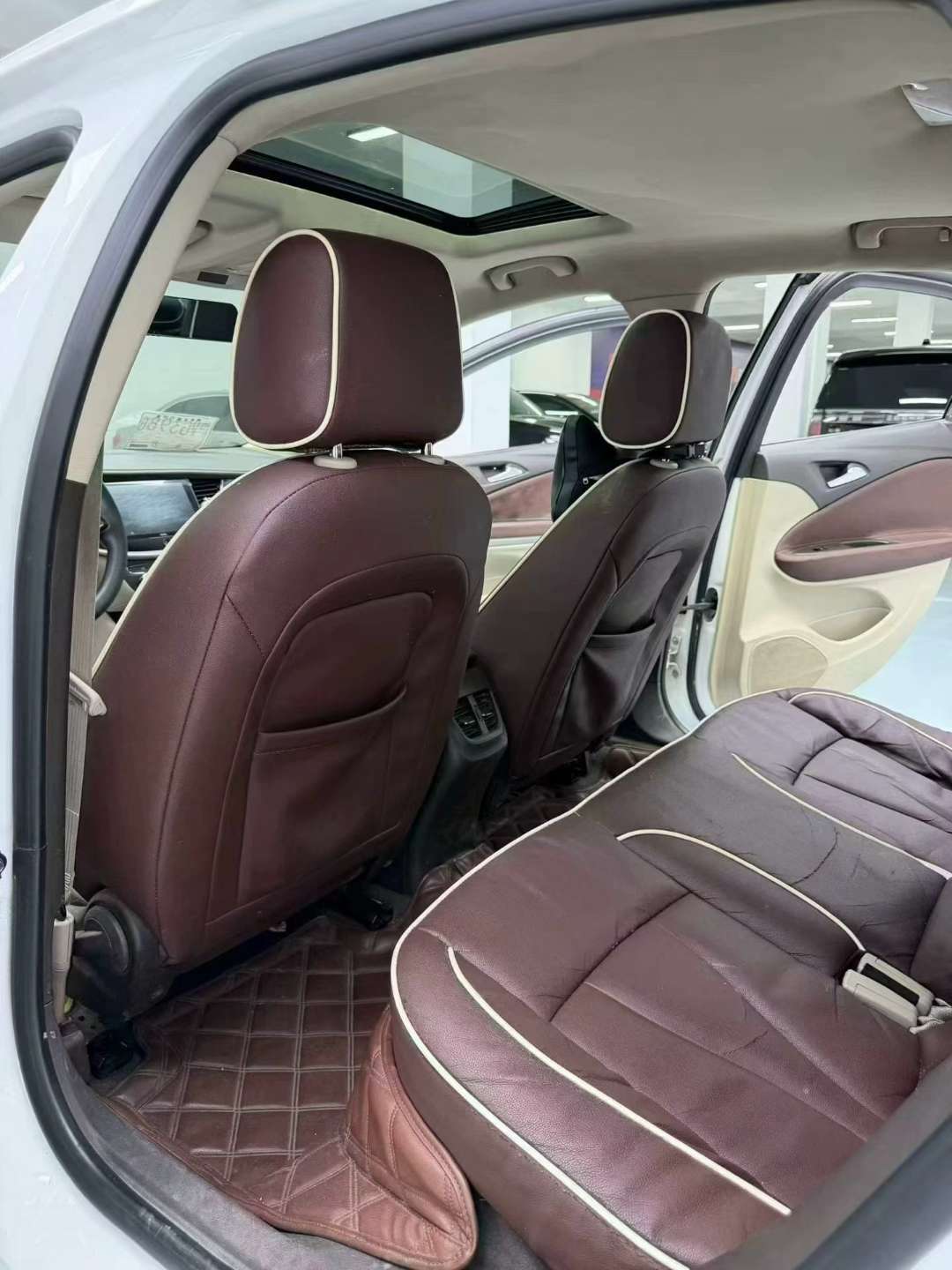 Buick Verano 7