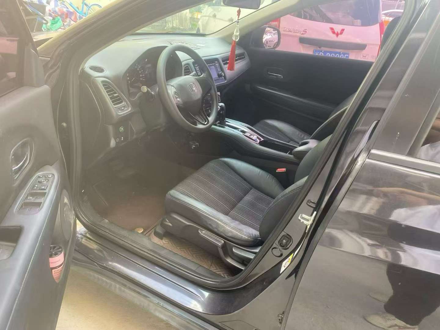 Honda Vezel 1.8L Automatic 4