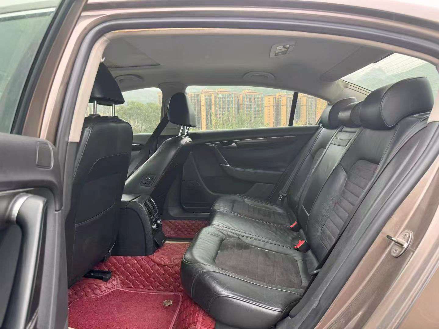Volkswagen Magotan 1.8T Top Trim 5