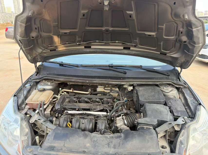Ford Focus 6