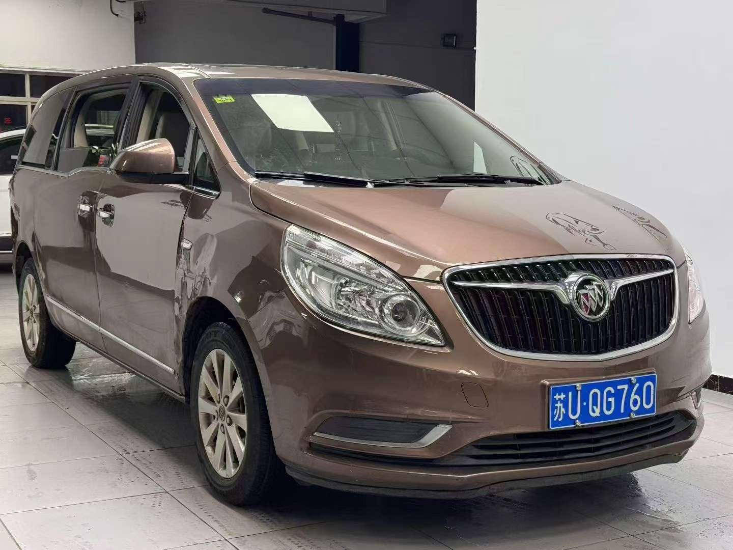 Buick GL8 2.0T 3