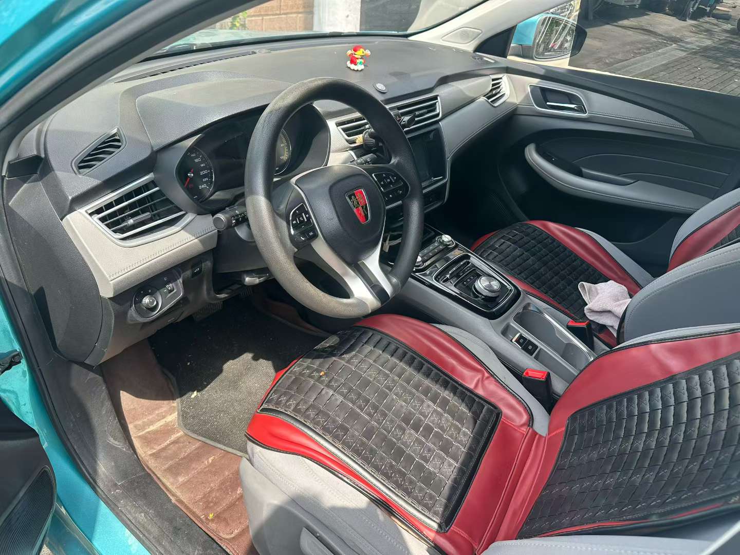 Roewe ei5 7