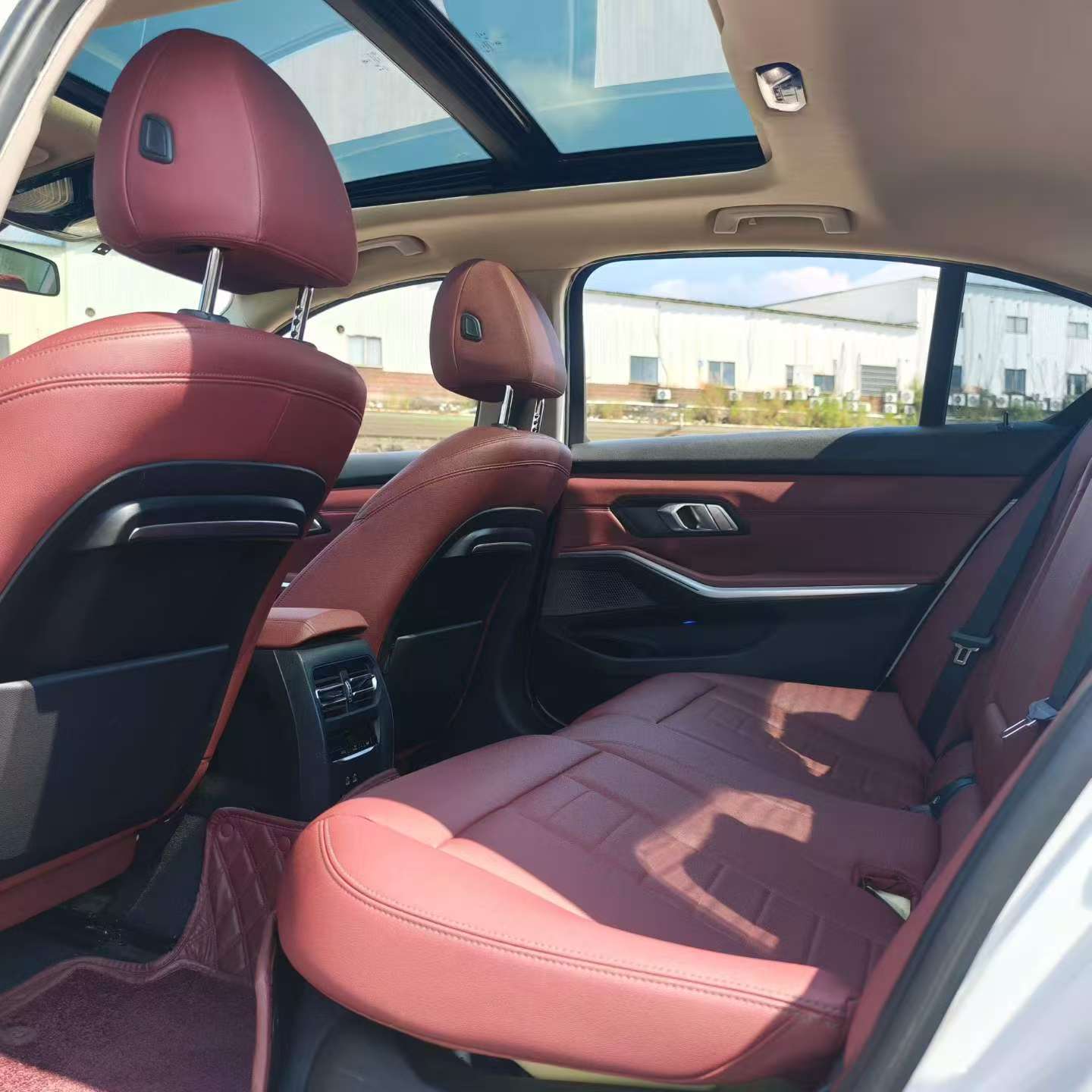 BMW 3 Series 320Li M Sport Package 8