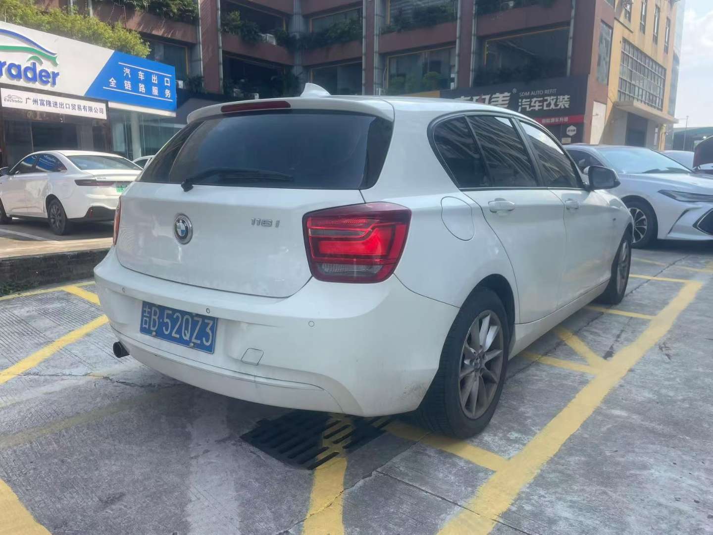 BMW 1 Series 116i 1.6T Urban Model 3