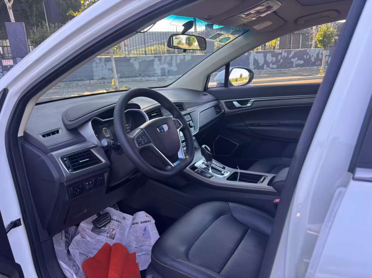 Geely Emgrand GS 1.8L Automatic 3