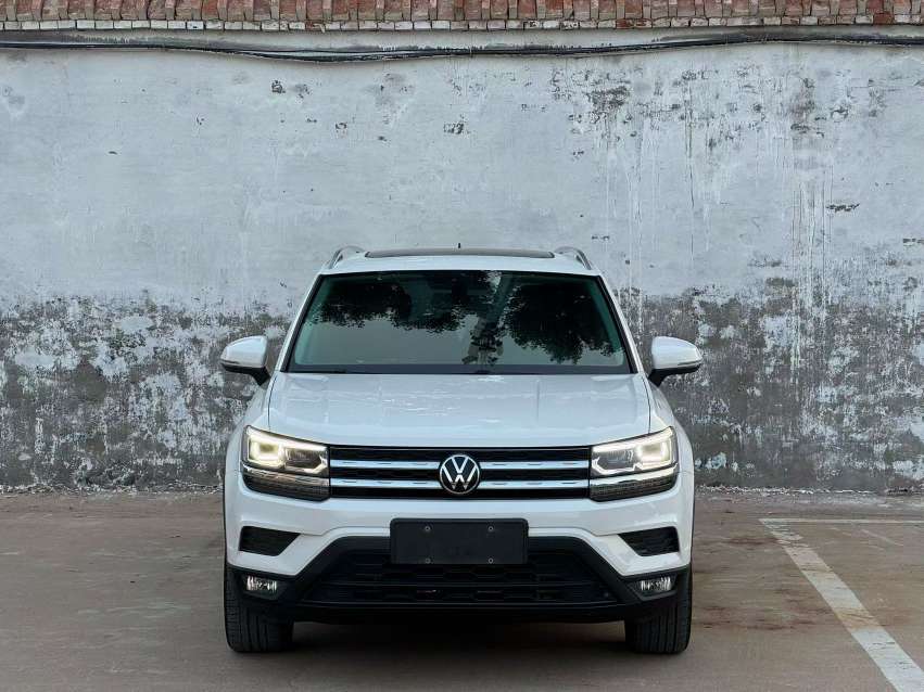 Volkswagen Tharu 2022 280TSI FWD Luxury 2