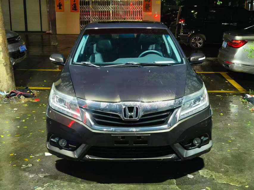 Honda Crider Luxury Edition