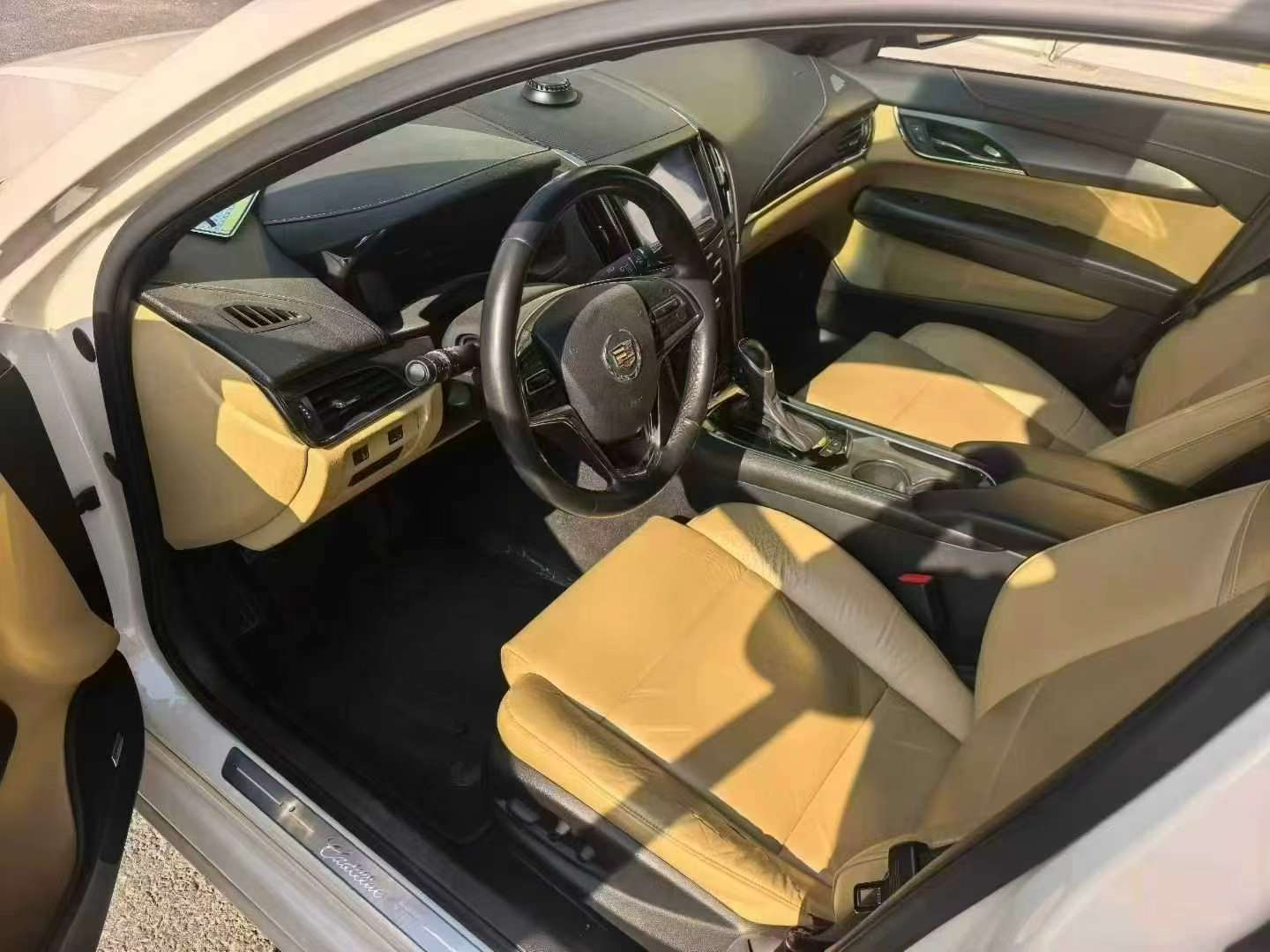 Cadillac ATS 7