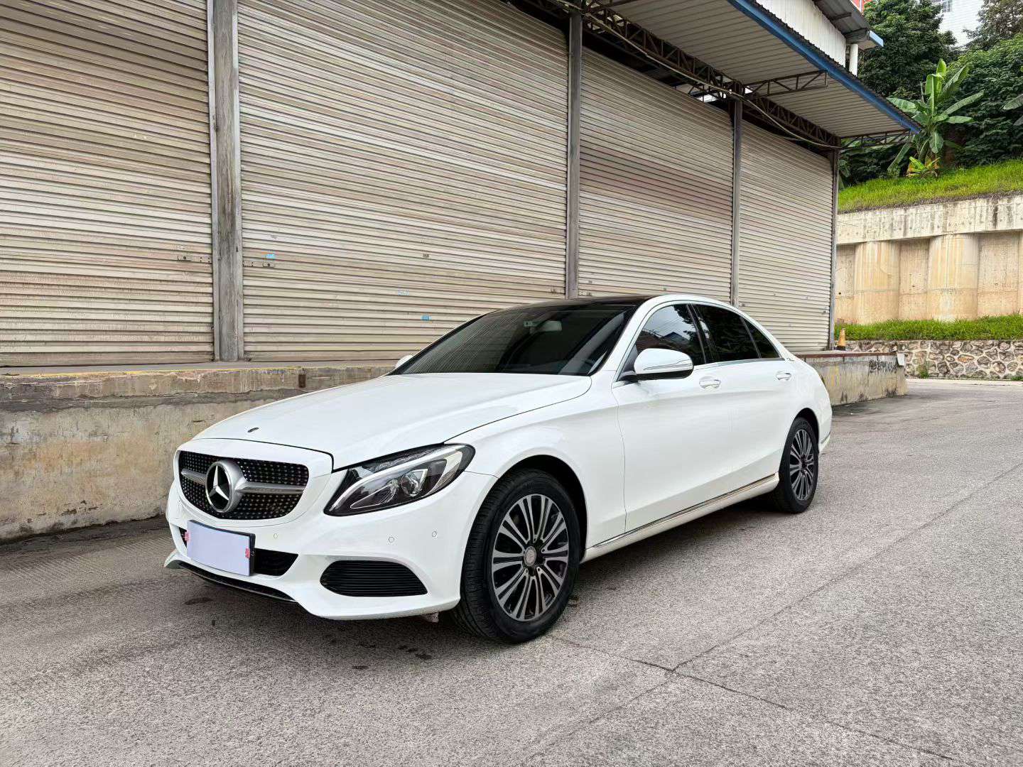 Mercedes-Benz C-Class 2015 Facelift C 200 L