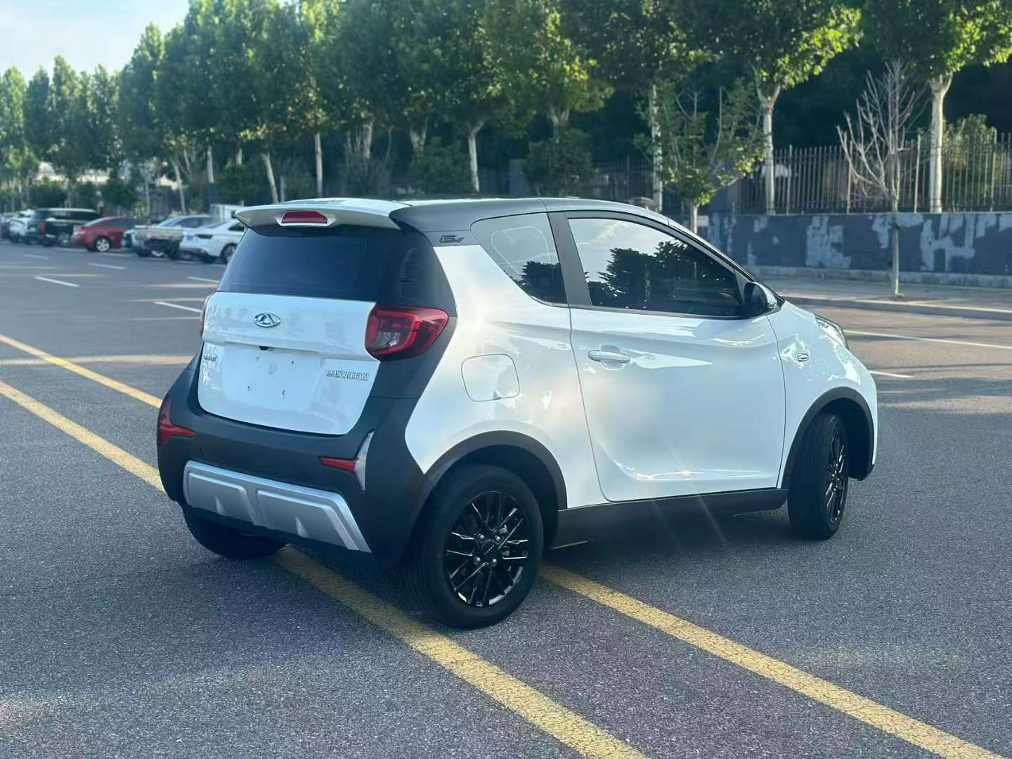 Chery QQ Ice Cream 2024 251km Range 6