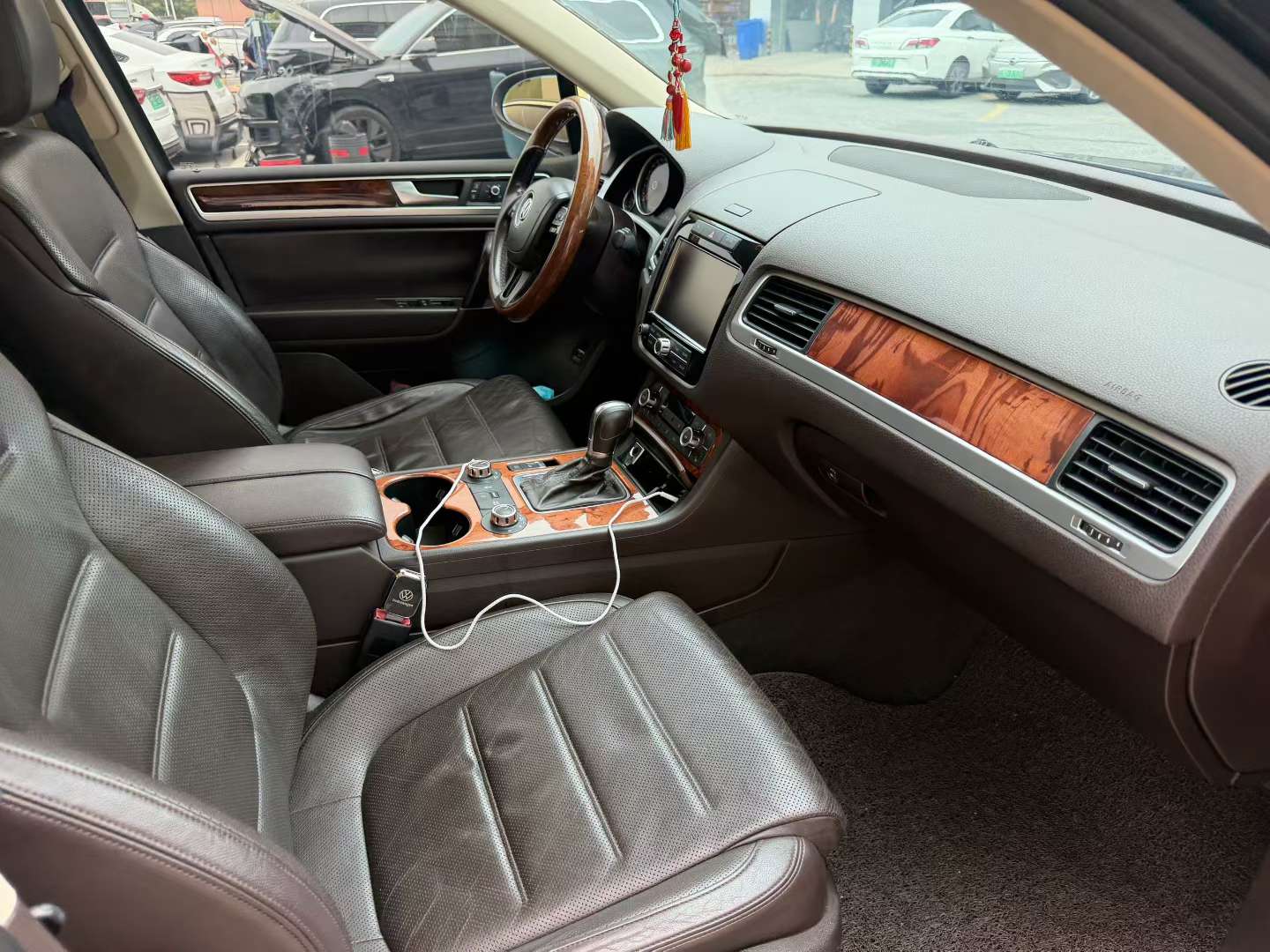 Volkswagen Touareg 4