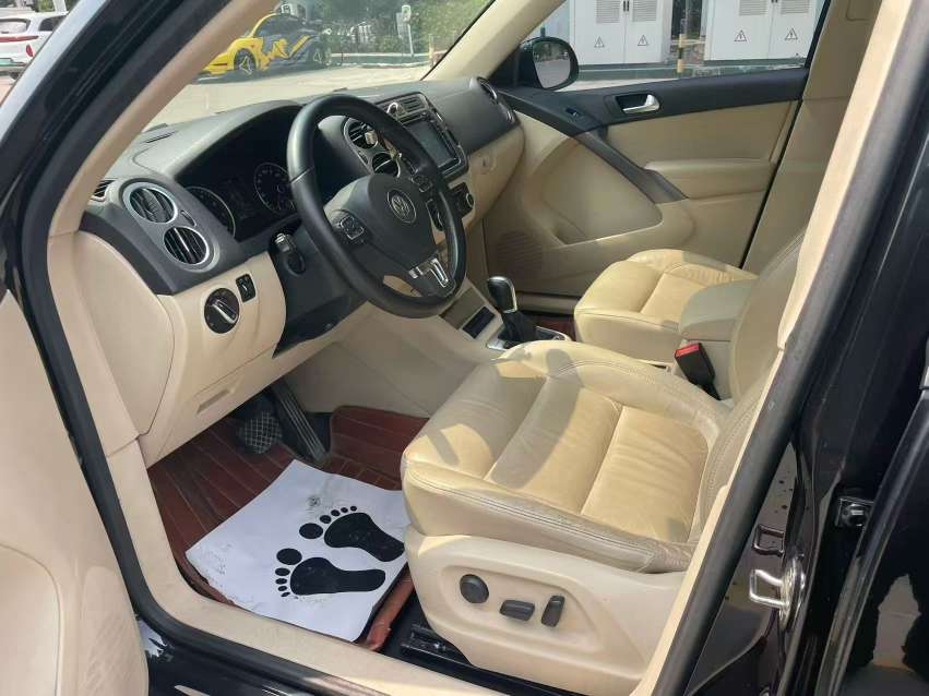 Volkswagen Tiguan 2012 1.8T 4WD Elegance Edition 4