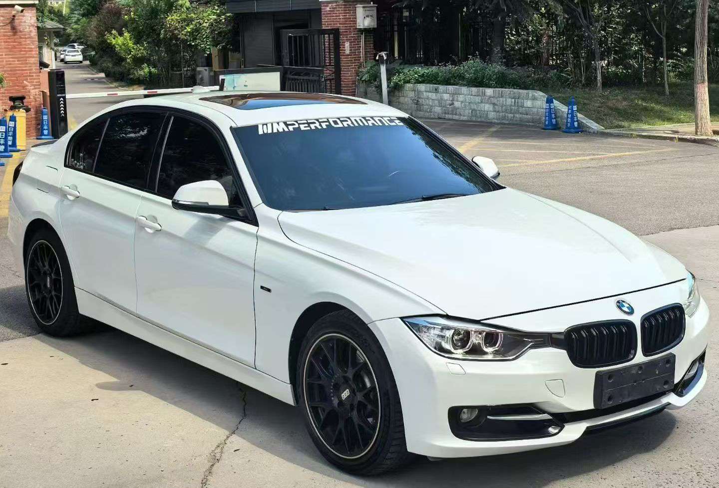 BMW 3 Series 320i M Sport Design Package 3