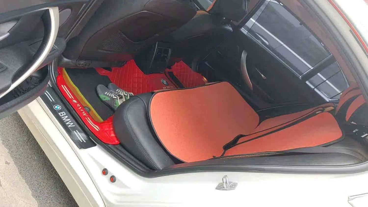 BMW 3 Series 320Li 2.0T Style 8