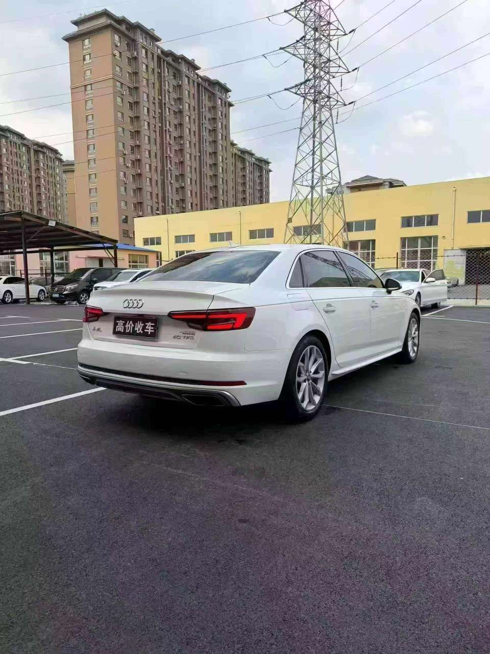 Audi A4L 2020 Fashion 2.0T 9