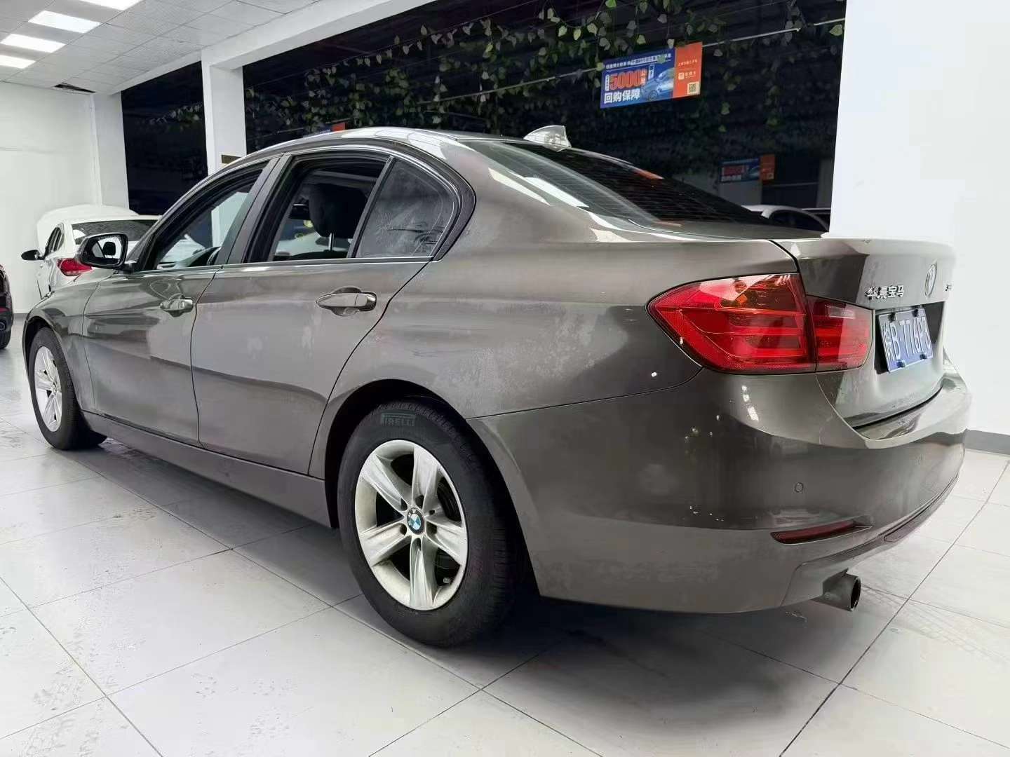 BMW 3 Series 320Li 4