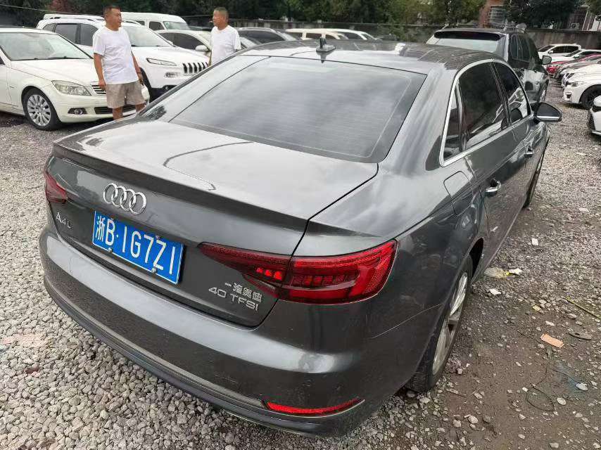 Audi A4L Progressive Edition 2