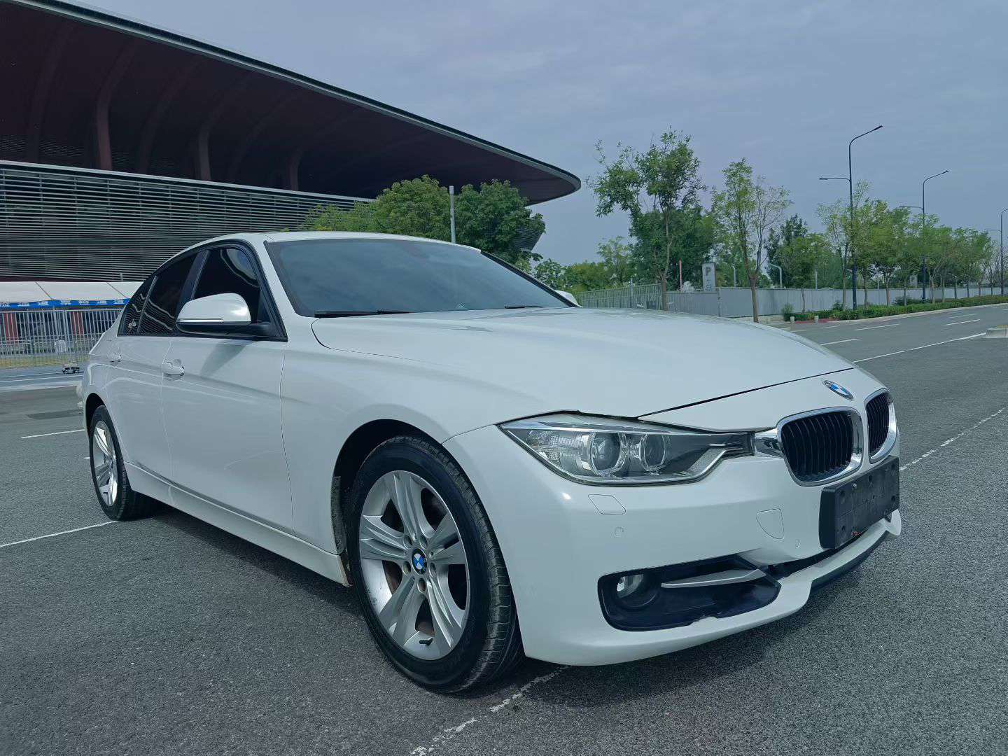 BMW 3 Series 2014 320i M Sport Package 3