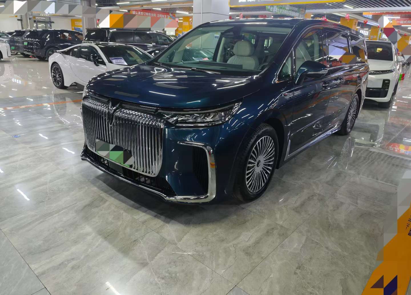 Voyah Dreamer 2025 4WD Flagship Kunpeng Edition