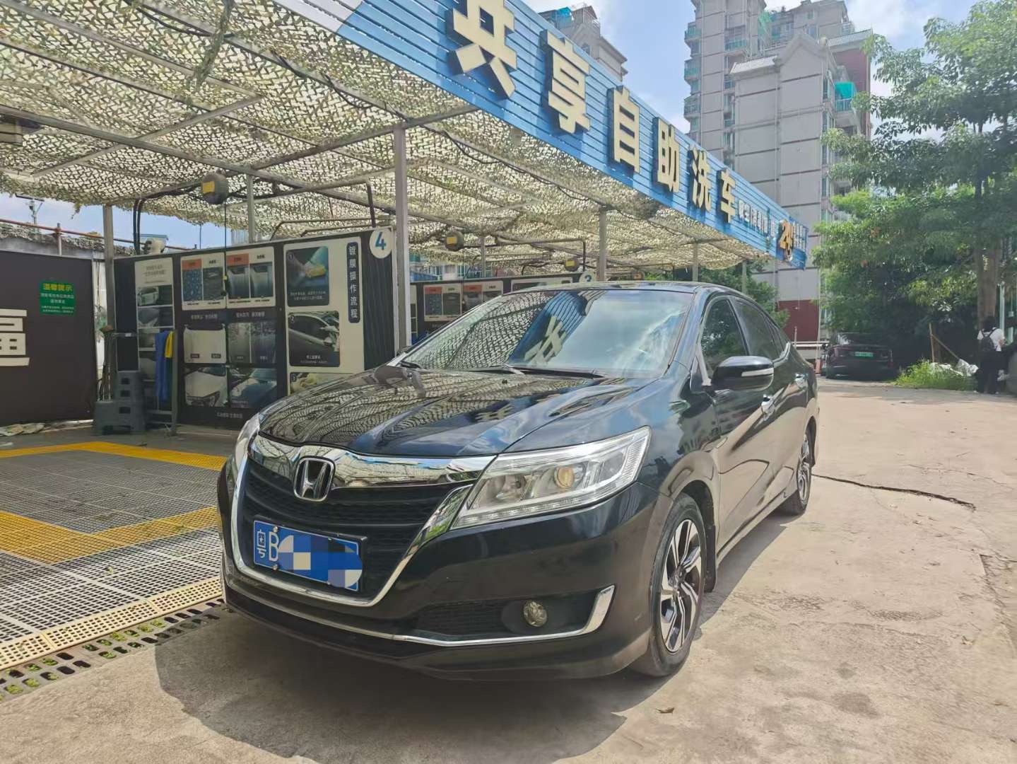 Honda Lingpai 1.8L CVT Luxury Special Edition 2