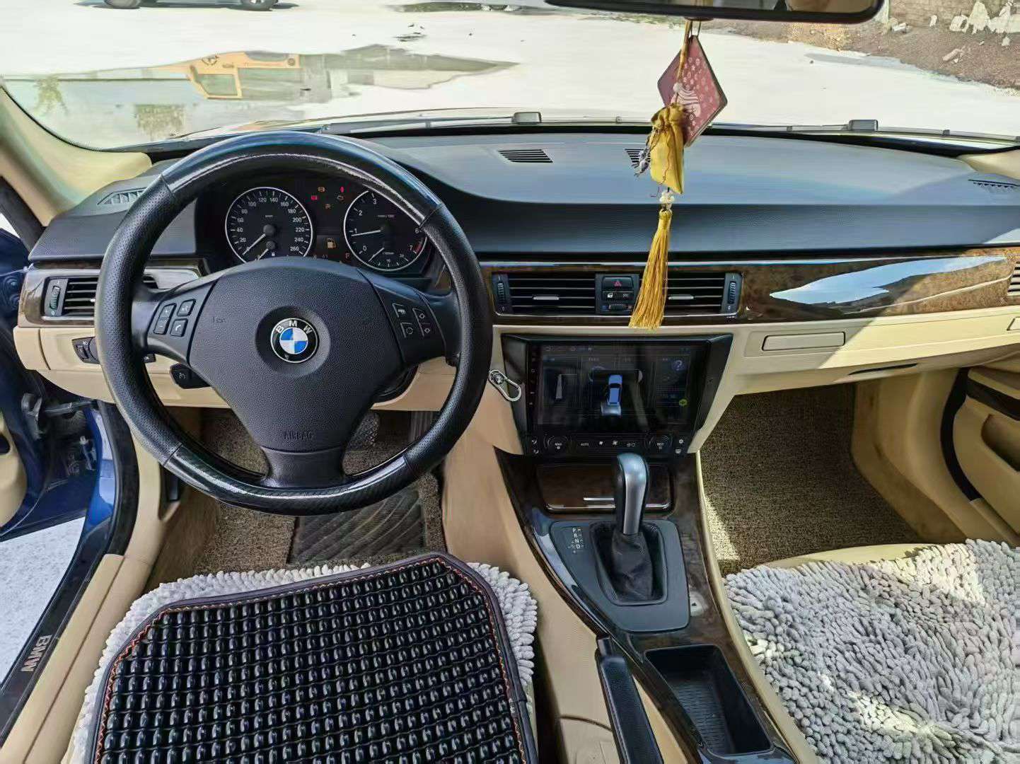 BMW 3 Series 8