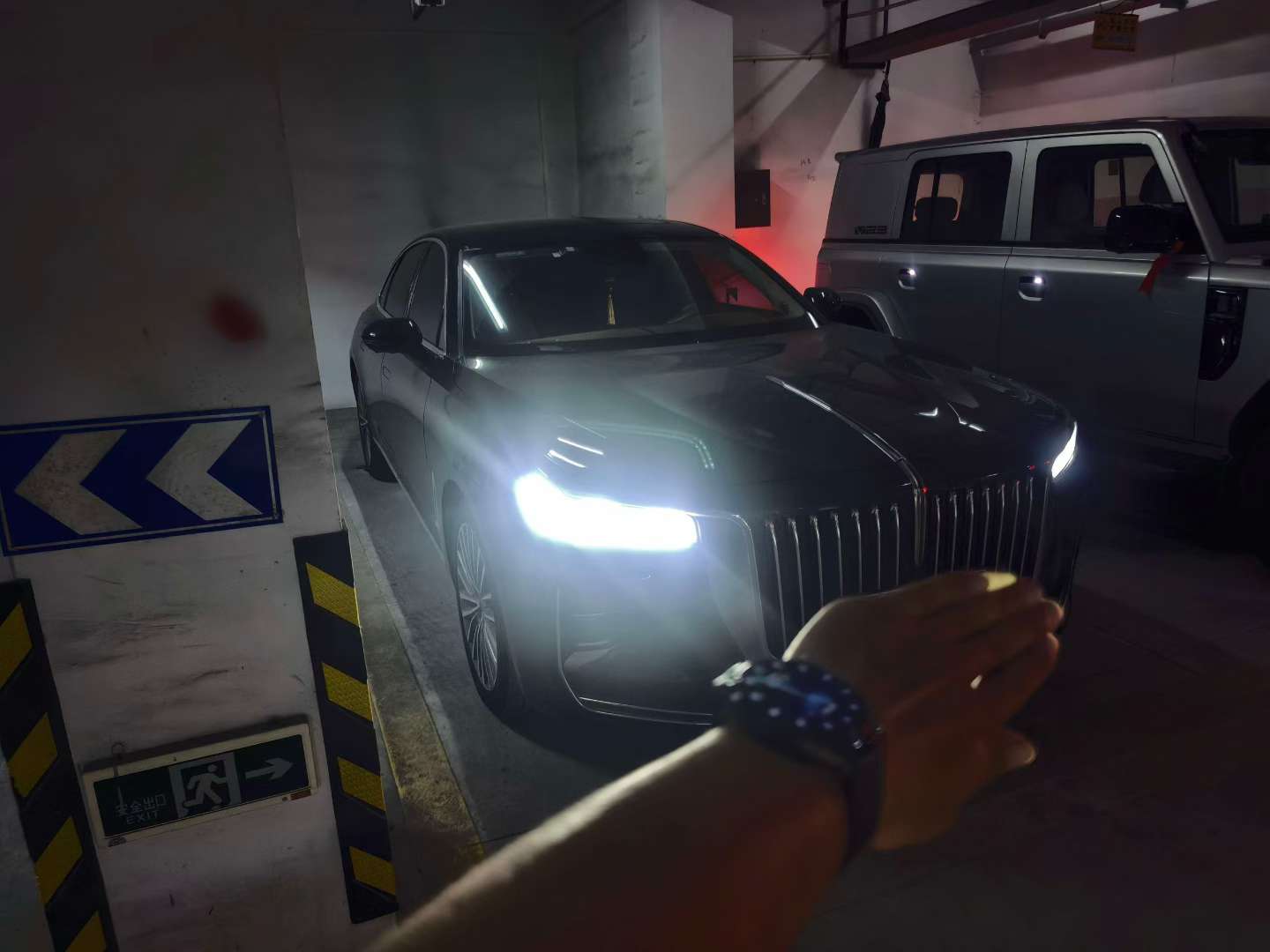 Hongqi H9