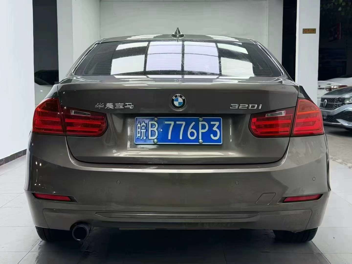 BMW 3 Series 320Li 5