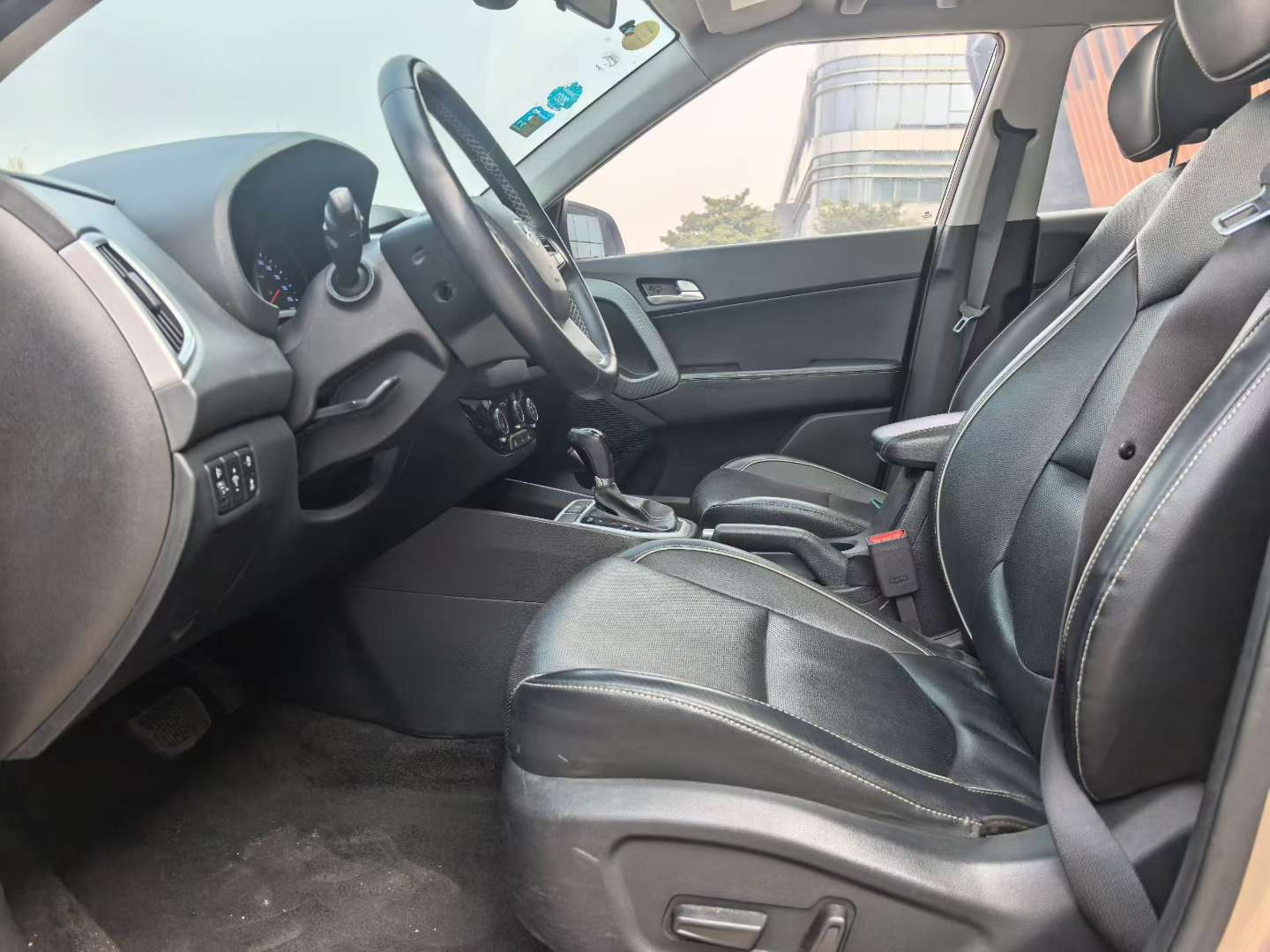 Hyundai ix25 6