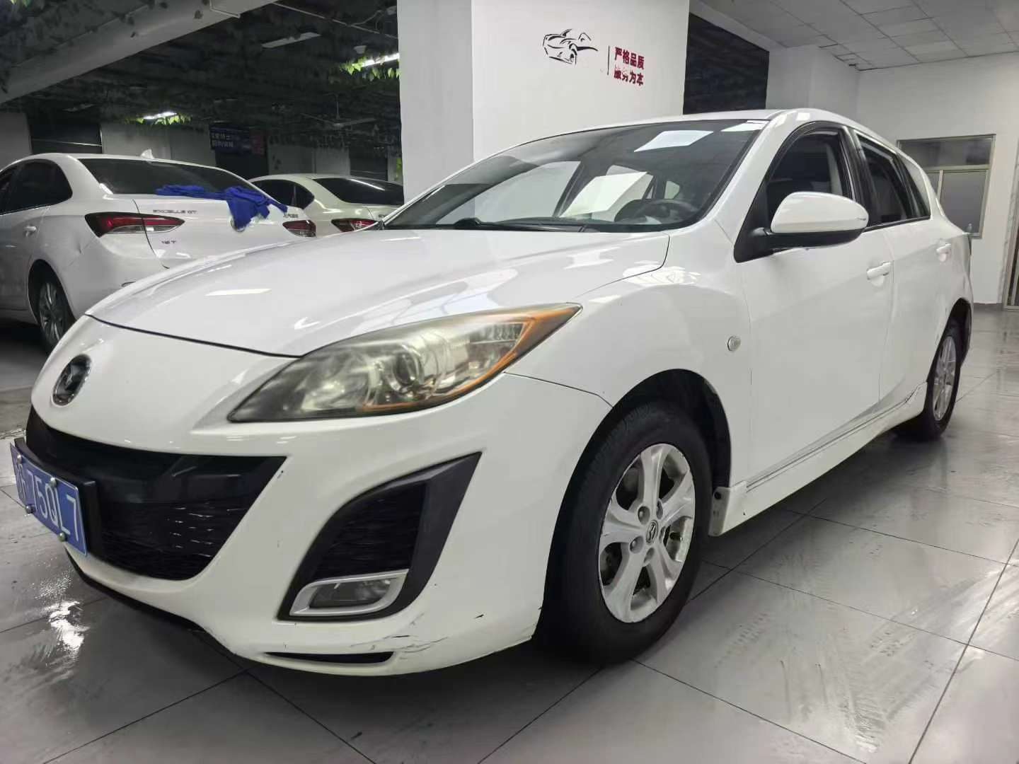 Mazda3 4