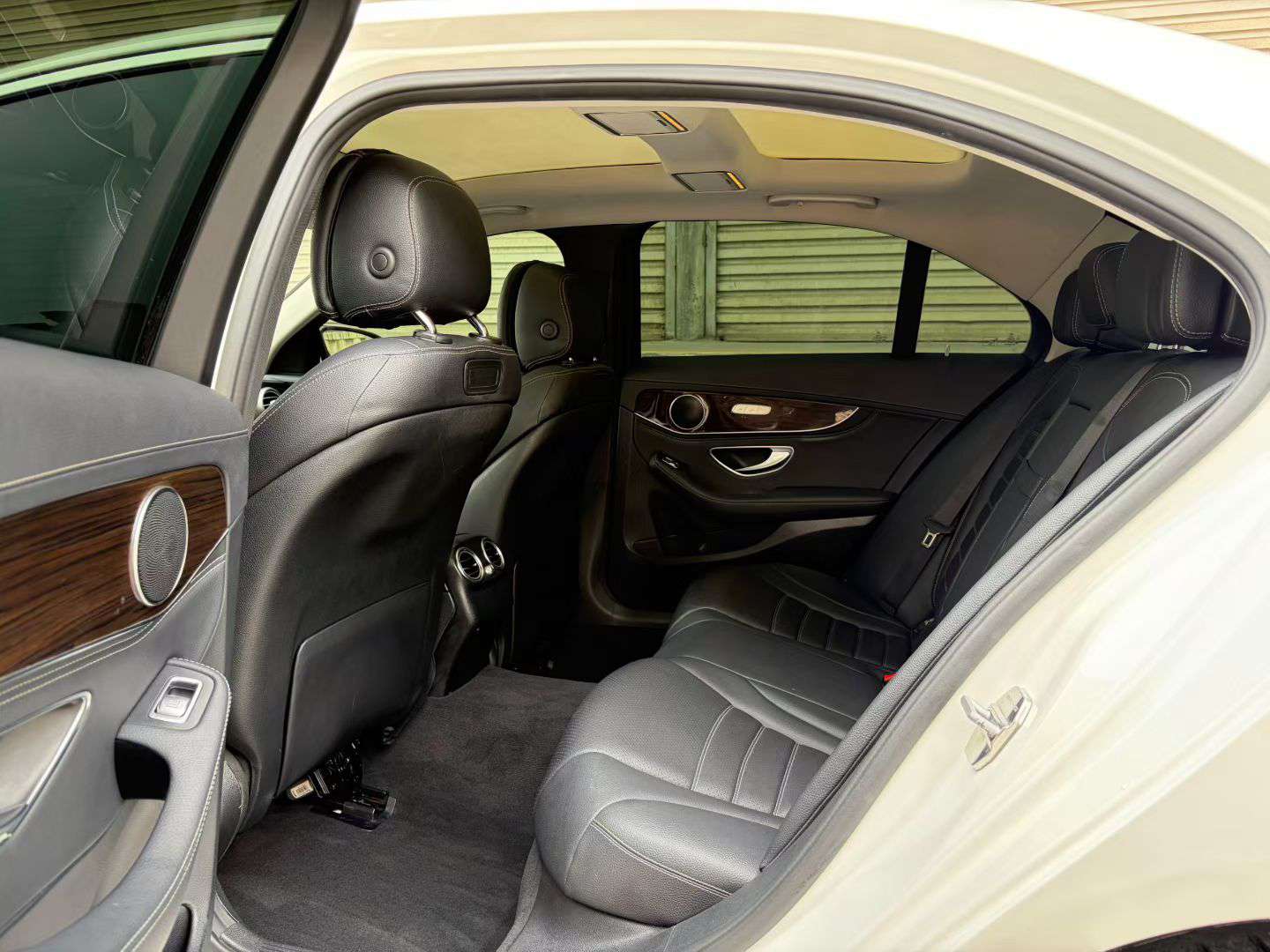 Mercedes-Benz C-Class 2015 Facelift C 200 L 5