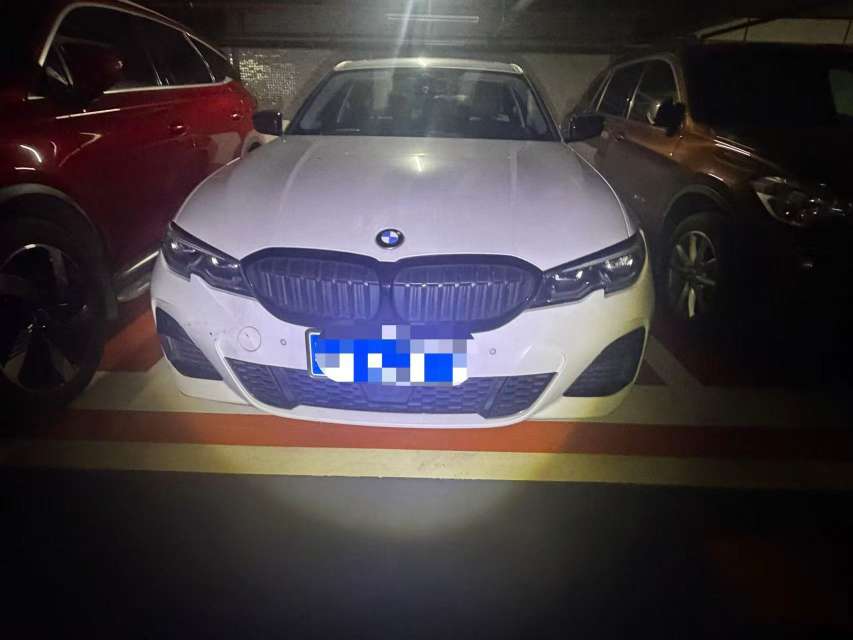 BMW 3 Series 2021 330Li xDrive M Sport Night Edition 2