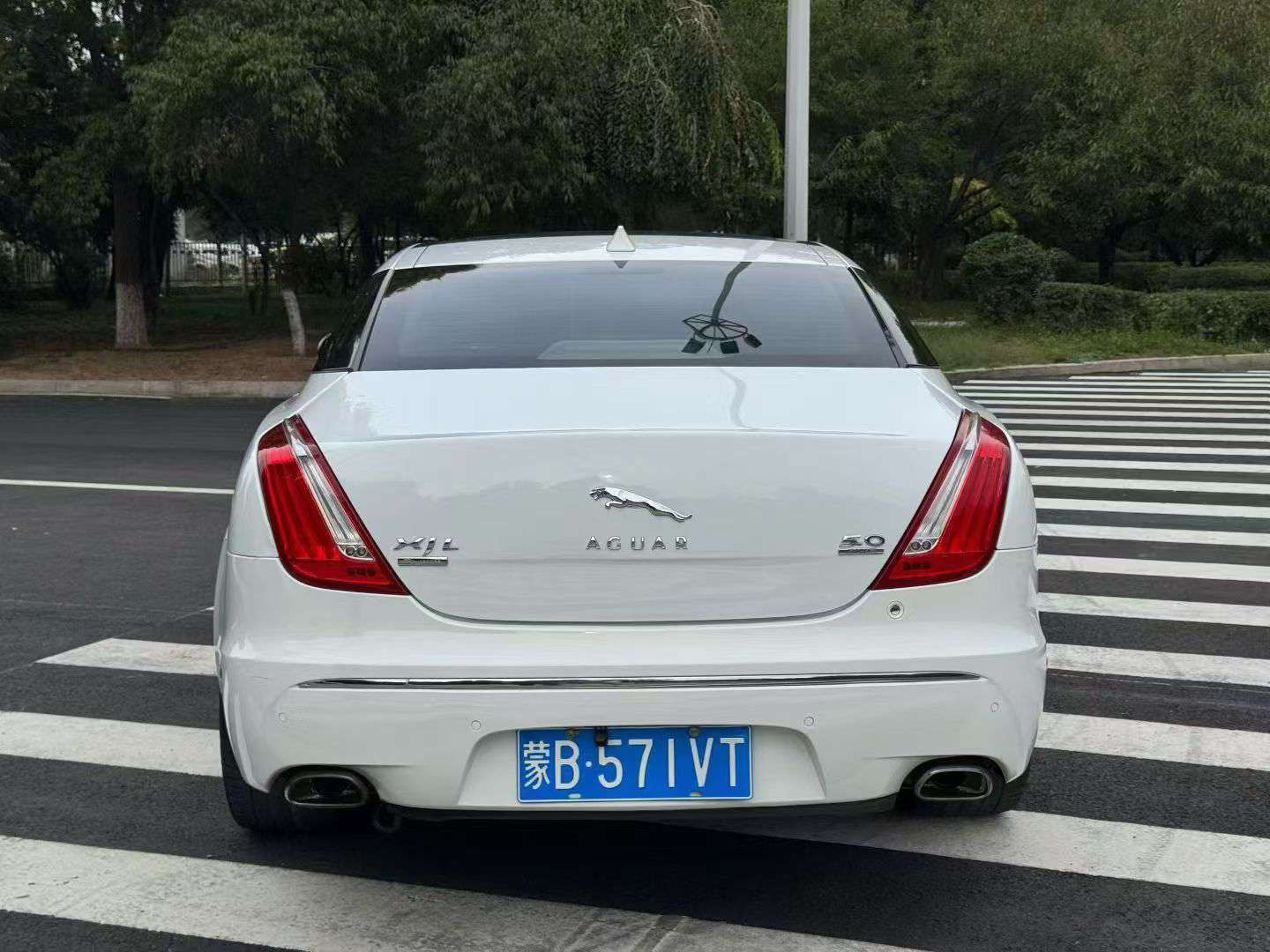 Jaguar XJL 2012 3.0T 8