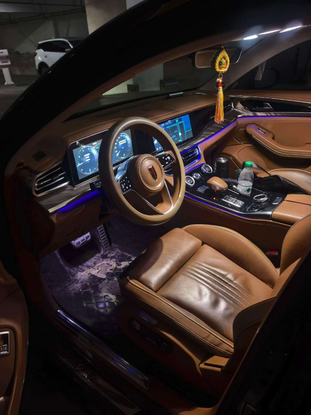 Hongqi H9 2