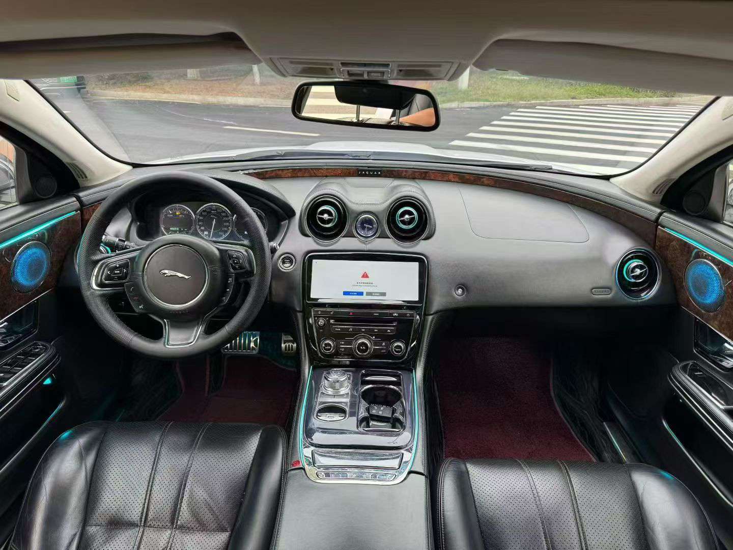 Jaguar XJL 2012 3.0T 6