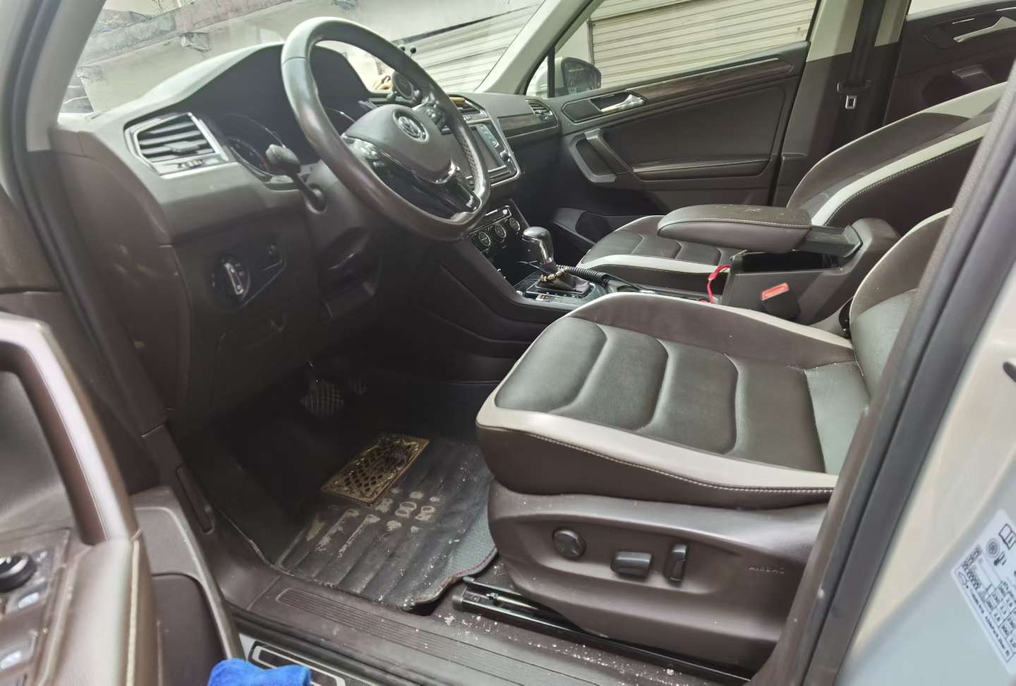 Volkswagen Tiguan L 3