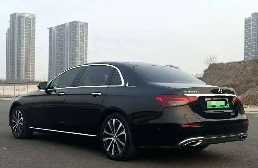 Mercedes-Benz E-Class E350eL 2.0T 8