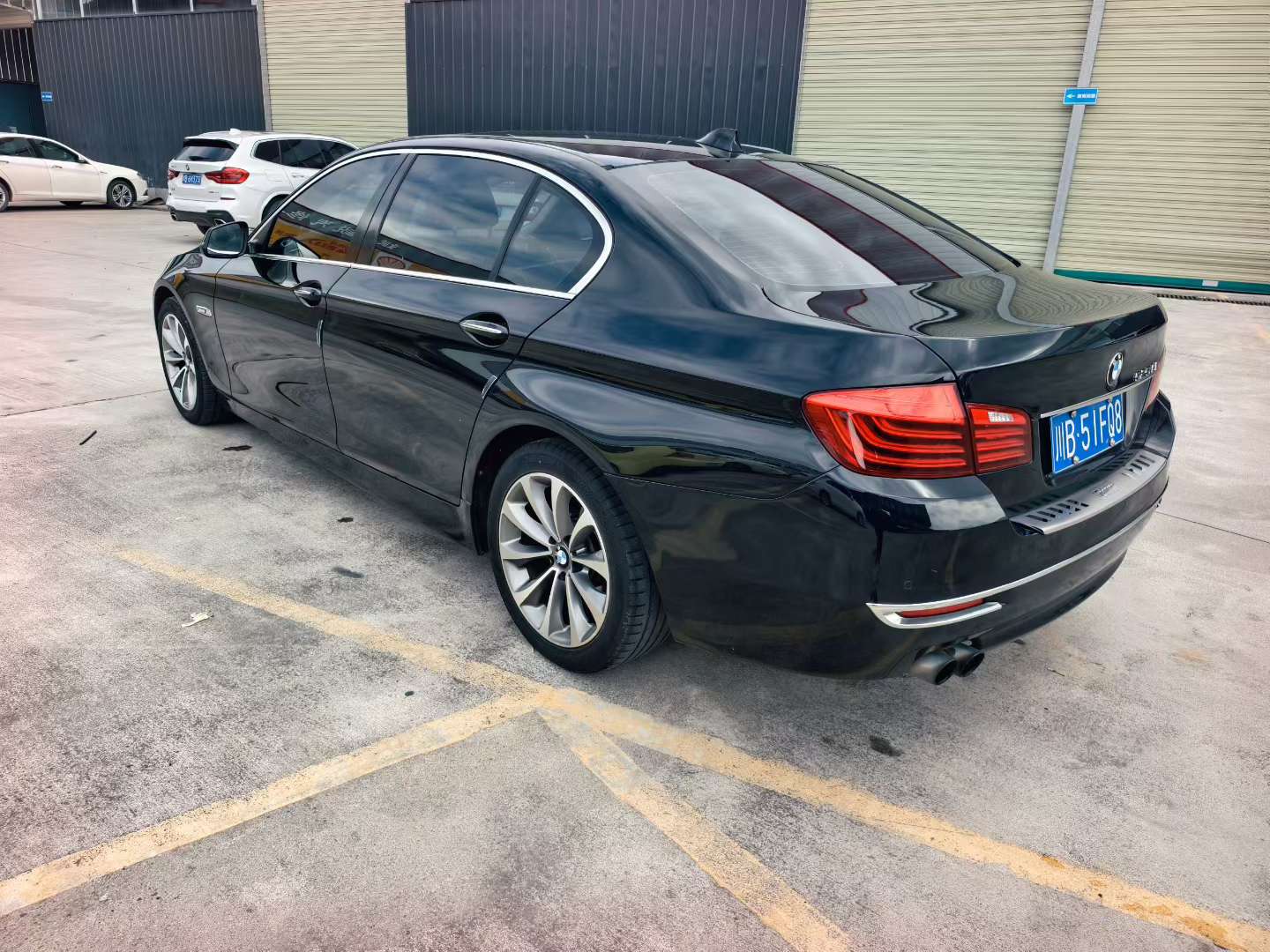 BMW 5 Series 6