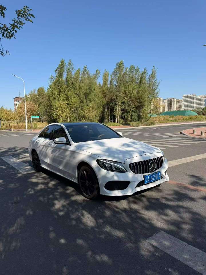 Mercedes-Benz C-Class C200 2.0T 3